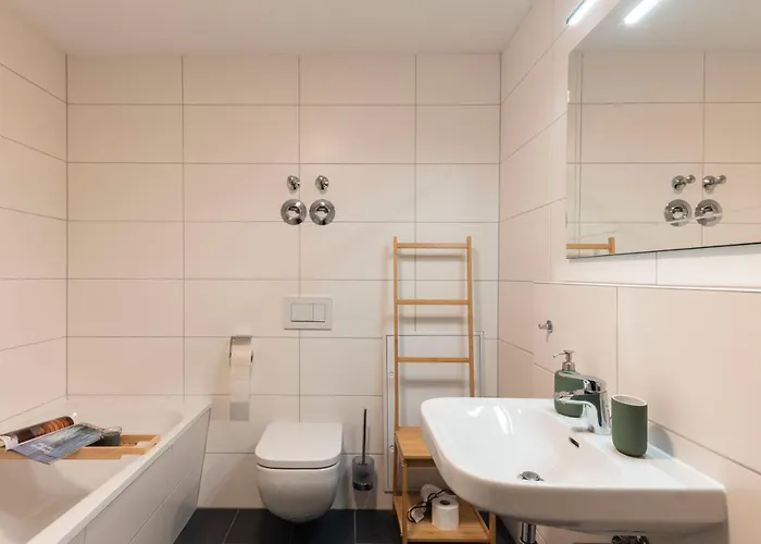 Apartament Privates Ruhiges Haus Im Herzen Der Neustadt *