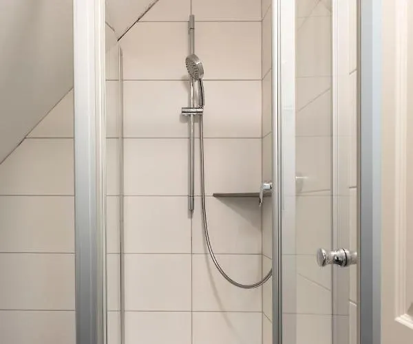 Privates Ruhiges Haus Im Herzen Der Neustadt